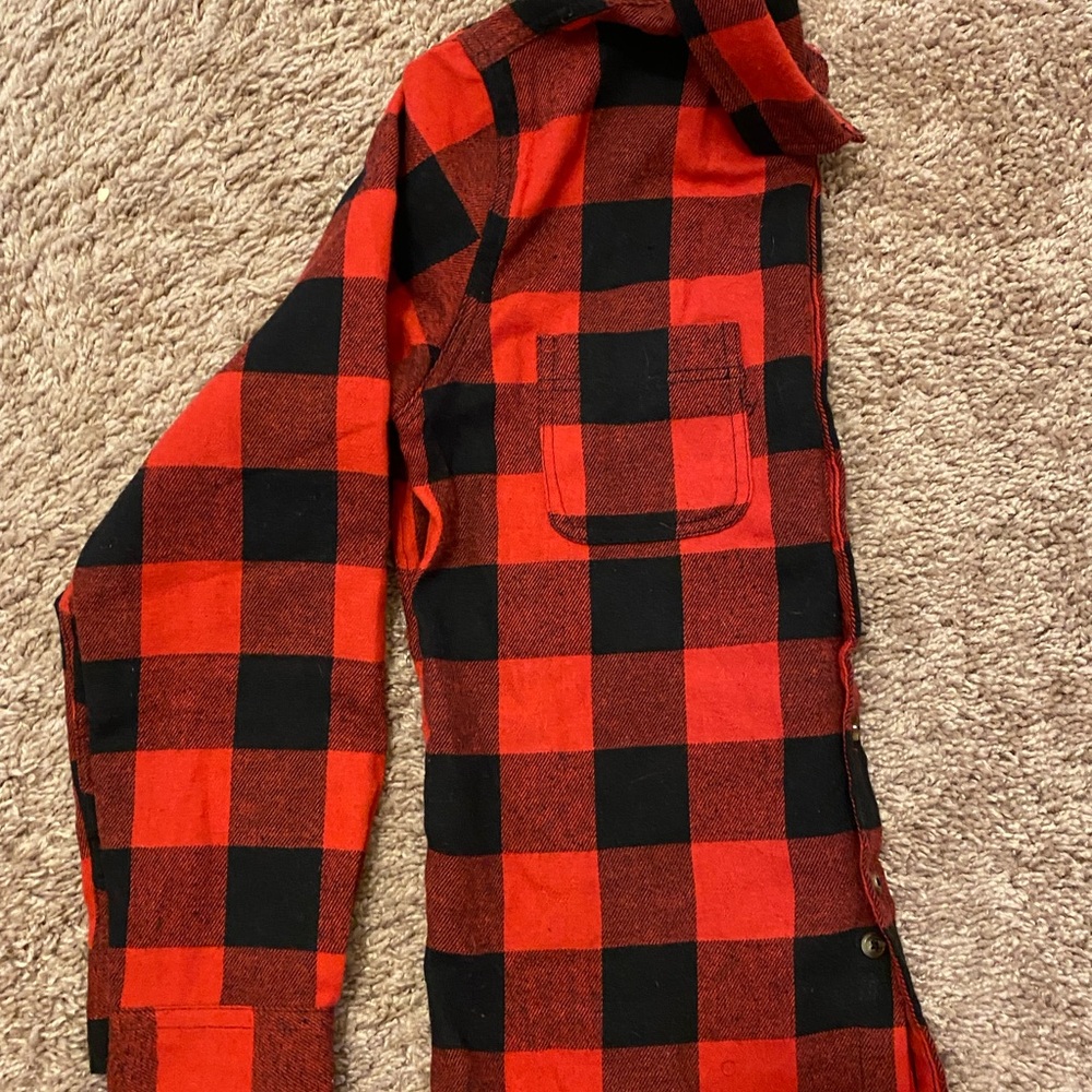 PLAID Long Sleeve button up shirt Red and black Boys size 8✨Like New✨ very nice - Picture 5 of 6